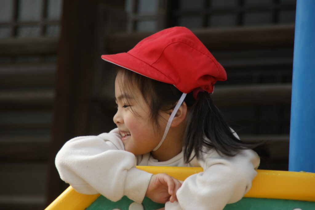 園庭あそびを楽しみました